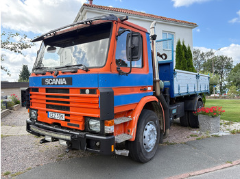 Kraanaga veoauto SCANIA