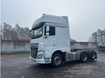 Veoauto DAF XF 530