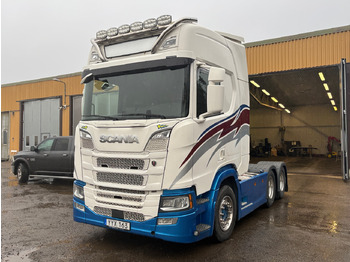 Veoauto SCANIA R 520