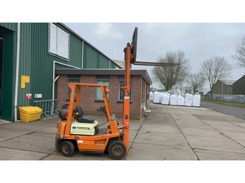 Gaasitõstuk Toyota 02-4 FG15 Toyota FG15: pilt 3 Gaasitõstuk Toyota 02-4 FG15 Toyota FG15: pilt 3