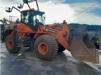 Rataslaadur DOOSAN DL300