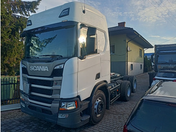 Kabiinišassiiga veoauto SCANIA R 500