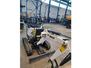 Miniekskavaator BOBCAT E10