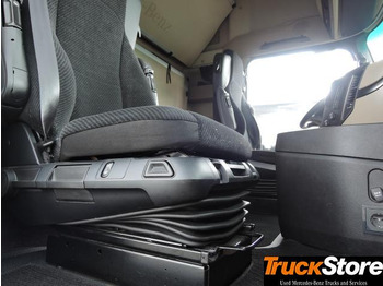 Sadulveok Mercedes-Benz Actros 1845 LS: pilt 2