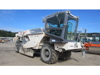 Asfaldimasin WIRTGEN