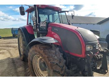 Traktor Valtra T190: pilt 2