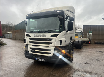 Kabiinišassiiga veoauto SCANIA P 320