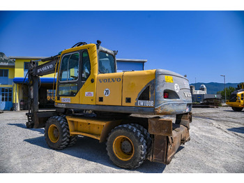 Ratastel ekskavaator Volvo EW180B: pilt 3
