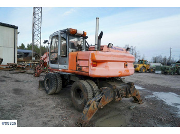 EXCAVATOR Hitachi  EX165W with tools liising EXCAVATOR Hitachi  EX165W with tools: pilt 3