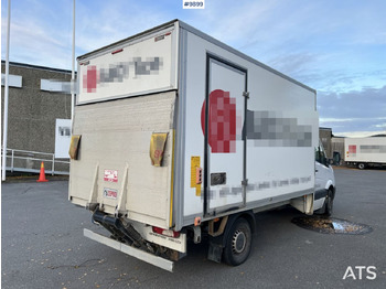 Tarbesõiduk furgoon Mercedes Benz Sprinter Skåpbil med bakgavellyft: pilt 3