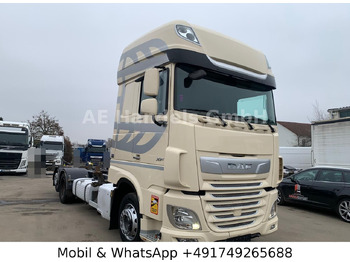 Konteinerveduk/ Tõstukiga veoauto DAF XF 480