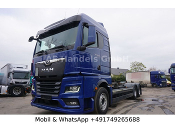 Konteinerveduk/ Tõstukiga veoauto MAN TGX 26.510