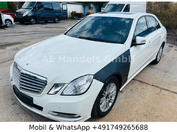 Sedaan MERCEDES-BENZ