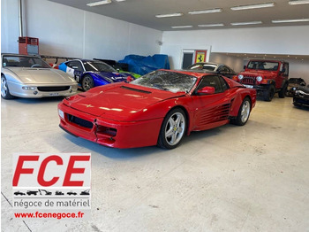 Auto FERRARI