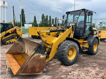 Rataslaadur CATERPILLAR 908M