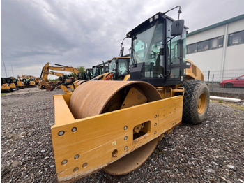 Tihendaja CATERPILLAR CS64B