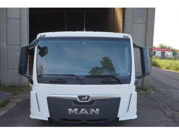 Kabiin ja interjöör MAN