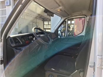 Kaubik, Meeskonnaauto IVECO Daily 35S12: pilt 5