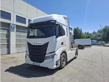 Sadulveok IVECO S-WAY