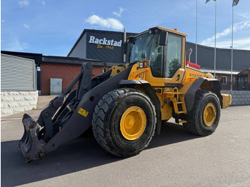 Rataslaadur VOLVO L120F