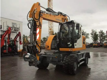 Ratastel ekskavaator LIEBHERR A 916