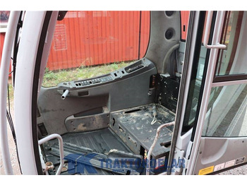 Kabiin - Põllutööseade New Holland WE150C: pilt 5