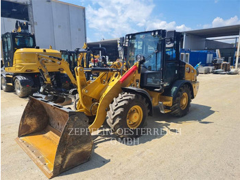 Rataslaadur CATERPILLAR 906