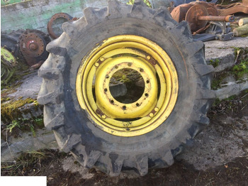 Komplektne ratas JOHN DEERE