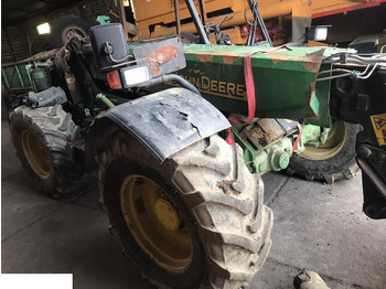 Tagatelg JOHN DEERE