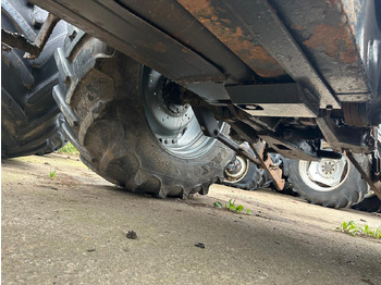 Traktor Valtra 8150 8150-4 - cała na części: pilt 4 Traktor Valtra 8150 8150-4 - cała na części: pilt 4