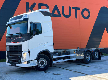 Konteinerveduk/ Tõstukiga veoauto VOLVO FH 540