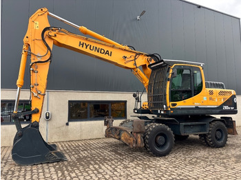 Ratastel ekskavaator HYUNDAI