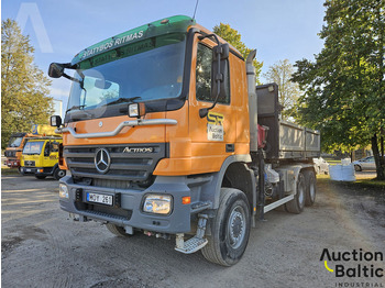Kallurauto, Kraanaga veoauto Mercedes-Benz Actros 1844: pilt 2