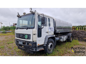 Tsisternauto VOLVO FL 220