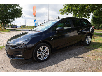 Auto OPEL