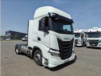 Sadulveok IVECO S-WAY