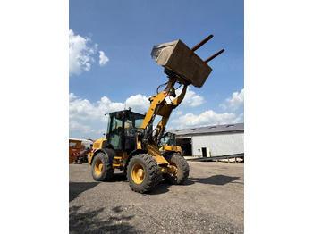 Rataslaadur CATERPILLAR 908H