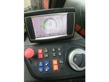 Traktor MANITOU 630 105: pilt 2 Traktor MANITOU 630 105: pilt 2