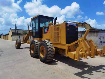 Teehöövel CATERPILLAR 140G