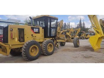 Teehöövel CATERPILLAR 140K