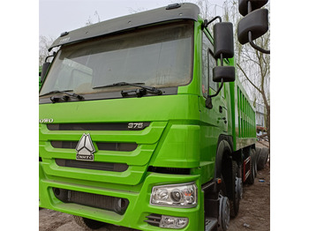 Kallurauto SINOTRUK HOWO