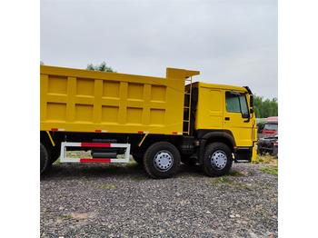 Kallurauto SINOTRUK HOWO