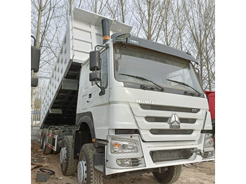 Kallurauto SINOTRUK HOWO