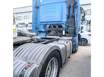 Sadulveok Mercedes-Benz 1841 4x2: pilt 2