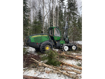 Metsakoristaja JOHN DEERE