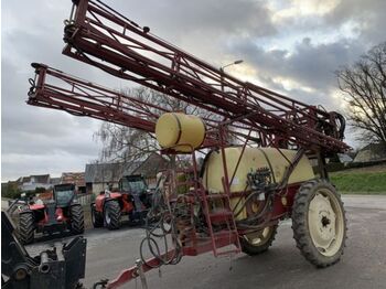 Järelveetav pritsija HARDI TZ 2400: pilt 1