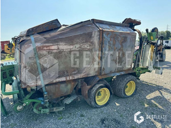 Heinapress, ümmargune John Deere 744: pilt 4