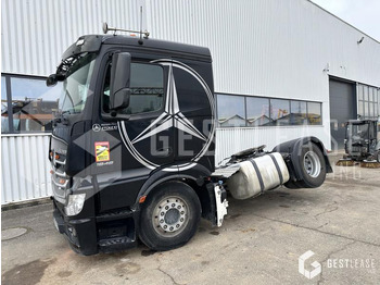 Sadulveok MERCEDES-BENZ Actros 1848