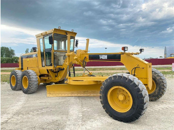 Teehöövel CATERPILLAR 140H