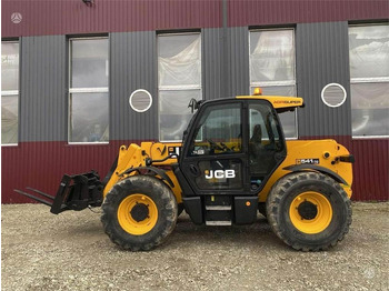 Teleskooplaadur JCB